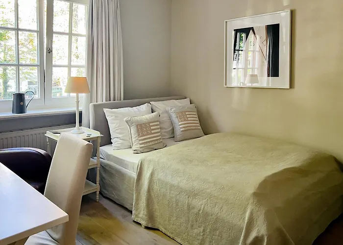 Von Deska Townhouses - Ivy House